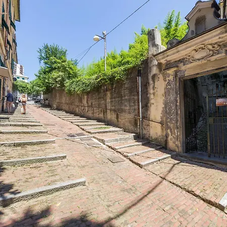 Ferry Terminal | 4 People| By Tilo * Cenova